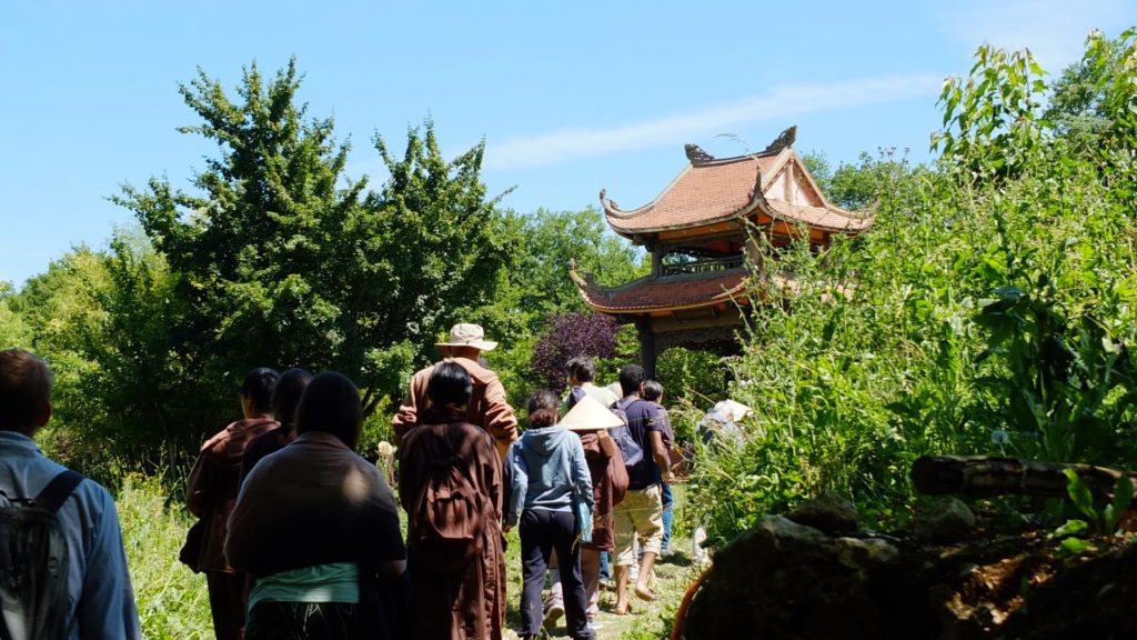 buddhist monastery retreat