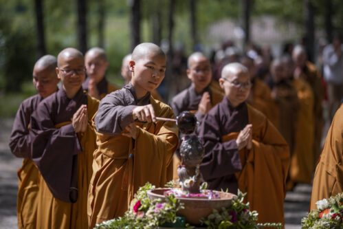 Photos / Vesak Celebration Photos | Plum Village