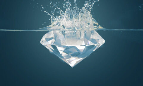diamond-that-cuts-through-illusion-279x415_cut