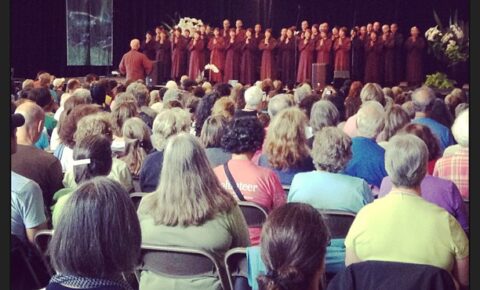 Chanting before Dharma Talk. Photo by Br. Phap Chieu