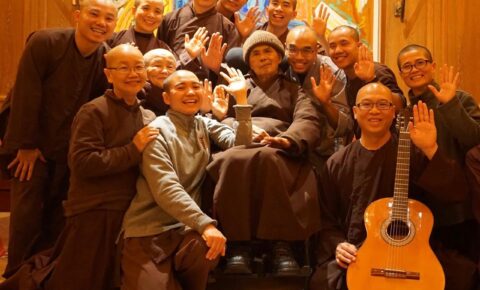 Thich Nhat Hanh and attendants New Year's Eve 2015-16